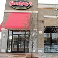 Shakey's Pizza Returns To Utah Serving Up A Slice Of Nostalgia